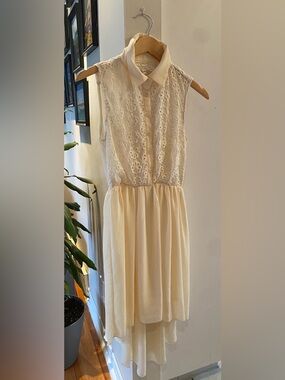 Robe crème et dentelle Pink Martini Lace Sleeveless Dress